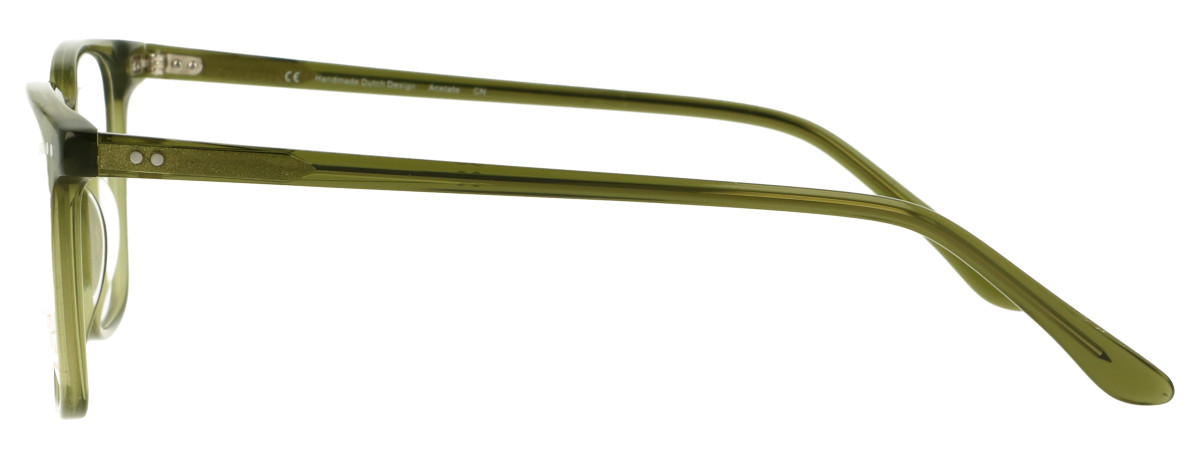 C04